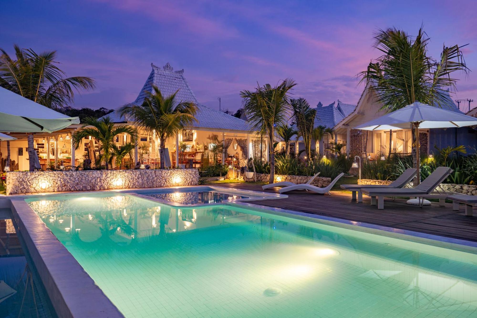 Paus Putih Hotel Нуса Лембонган Екстериор снимка